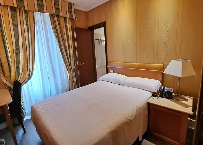 Dei Quiriti Otel *